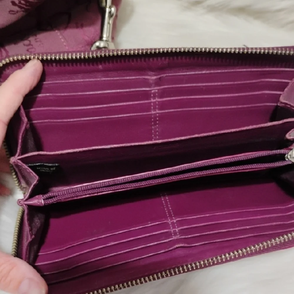 SOLD SOLD SOLD!oach Chelsea Horse & Carriage Vintage Maroon Satchel & Wallet Set - Picture 12 of 14